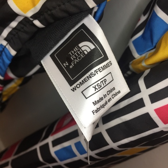 The North Face Mondrian Print Reversible Jacket XS black yellow red blue white - Picture 6 of 9